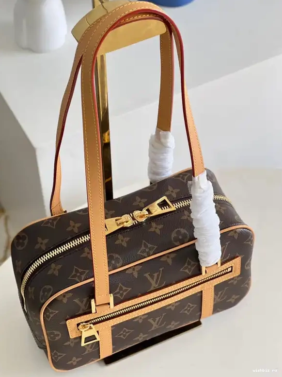WIS LOUIS CITE VUITTON 0604